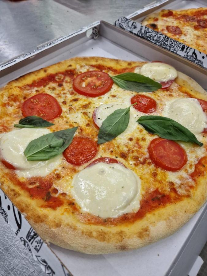 Hotel Ristorante Da Franco Зеефелд Екстериор снимка